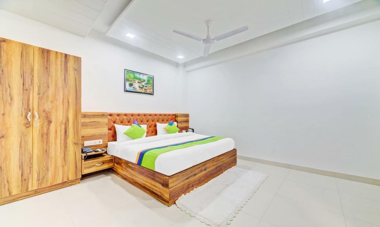 Hotel Nysha Palace Near Igi Airport New Delhi Exterior photo